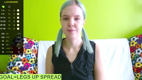 Roxy online show from February 1, 10:15 am