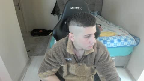 hi im mike tyson -  online show from January 3, 4:33 am
