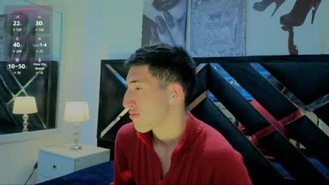 un_sluttyy online show from April 6, 11:33 am