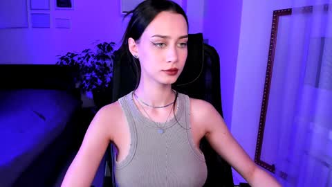 unaericaabistrong online show from January 4, 6:30 pm