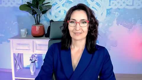 UnaTera online show from October 10, 7:58 am