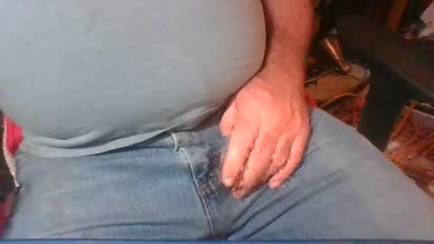 Snapshot of uncutmike7x5 chatting on January 29, 7:32 pm uncutmike7x5 online show from January 29, 7:32 pm