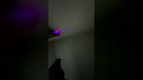 unexspct20qm online show from March 3, 3:13 am