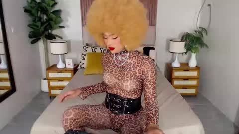 BRIANNA online show from November 6, 7:55 am