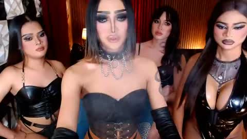 QUEEN RUBY online show from August 9, 7:03 am