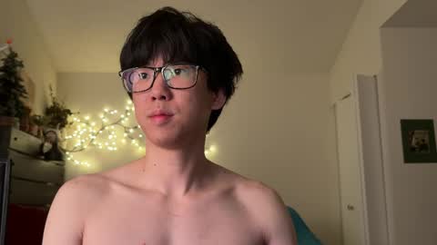 wang online show from April 4, 1:01 am