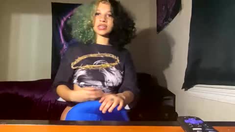 universethadon online show from October 2, 7:18 am
