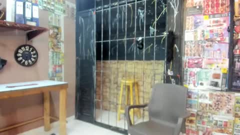 university online show from December 1, 10:12 pm