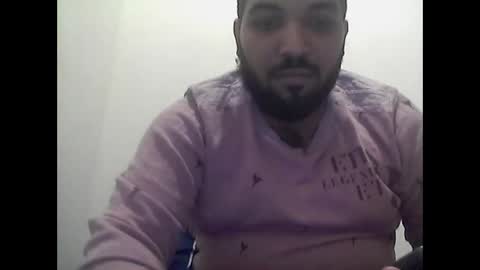 Snapshot of unufathi33 chatting on February 7, 8:31 pm unufathi33 online show from February 7, 8:31 pm