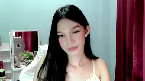 ur_asianbabexxx online show from February 4, 1:04 pm