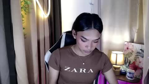 ur_dazzlingmorenaxx online show from October 17, 3:10 am