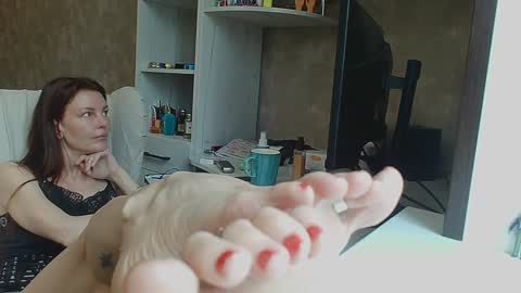 Goddess Anna online show from January 18, 9:45 am