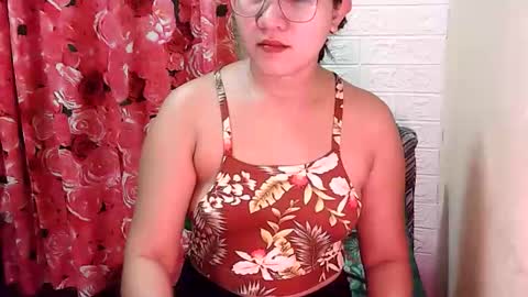 Snapshot of ur_girl_nextdoor chatting on September 9, 9:04 pm ashley online show from September 9, 9:04 pm