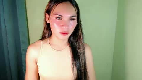 QUEENSY online show from February 9, 2:40 pm