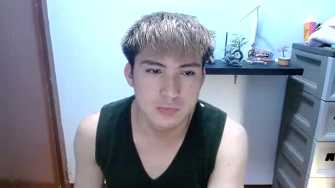 Snapshot of ur_jayqutee chatting on March 5, 9:38 am Ur jayqutee online show from March 5, 9:38 am