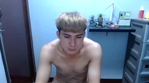 Snapshot of ur_jayqutee chatting on February 21, 11:43 pm Ur jayqutee online show from February 21, 11:43 pm