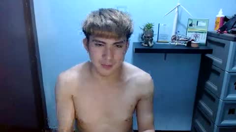 Snapshot of ur_jayqutee chatting on February 28, 5:59 pm Ur jayqutee online show from February 28, 5:59 pm