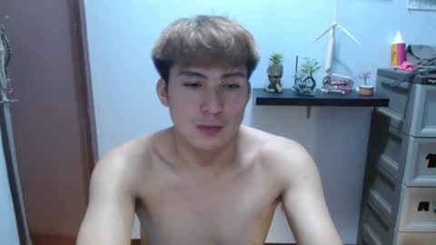 Snapshot of ur_jayqutee chatting on March 5, 3:51 pm Ur jayqutee online show from March 5, 3:51 pm