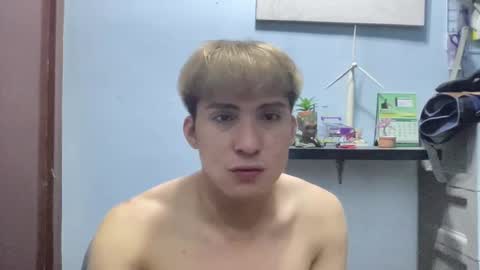 Snapshot of ur_jayqutee chatting on February 9, 2:29 pm Ur jayqutee online show from February 9, 2:29 pm