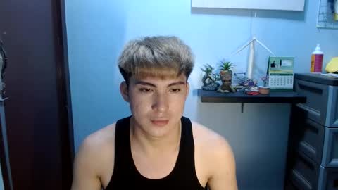 Snapshot of ur_jayqutee chatting on February 22, 7:23 am Ur jayqutee online show from February 22, 7:23 am