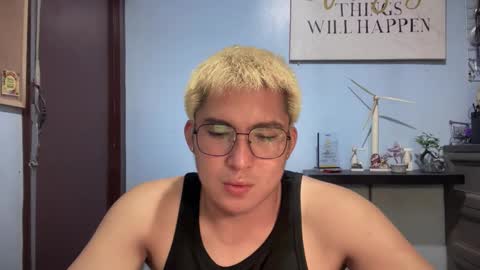 Ur jayqutee online show from February 26, 6:11 pm