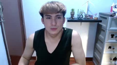 Snapshot of ur_jayqutee chatting on March 7, 2:45 pm Ur jayqutee online show from March 7, 2:45 pm