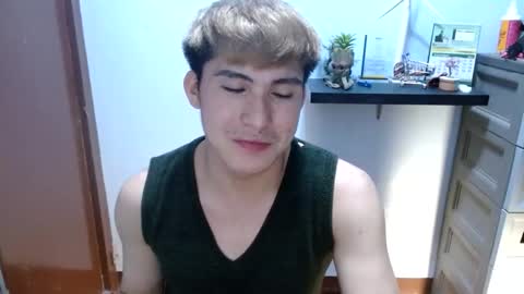 Snapshot of ur_jayqutee chatting on March 2, 10:48 pm Ur jayqutee online show from March 2, 10:48 pm