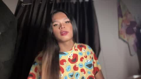 ur_new_obsession online show from May 2, 1:06 pm
