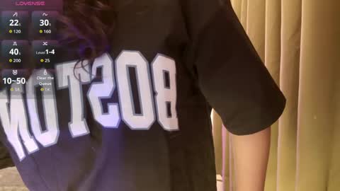 sakuraa online show from April 22, 6:15 pm