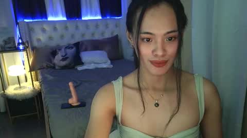 ur_sassyslutx online show from November 28, 12:12 pm