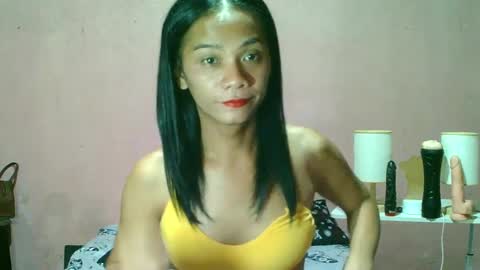 ur_sexybabe_ehra online show from January 17, 4:26 pm