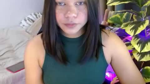 urasian_bella23 online show from October 28, 1:39 am
