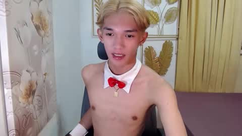 urasian_john20 online show from April 5, 4:15 pm