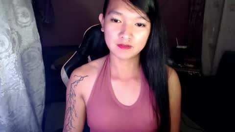 Snapshot of urasian_newra chatting on February 25, 1:21 pm NEWRA ALLISON online show from February 25, 1:21 pm