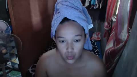 urasianbabyxxx online show from April 18, 7:10 am