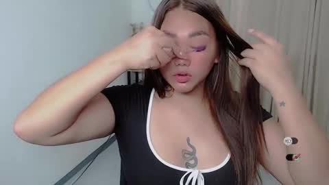 Snapshot of urasiangirl_megan chatting on September 12, 5:09 am Megan dont forget to follow me and make me happy here when you join to my room I am your megan loving and caring woman online show from September 12, 5:09 am