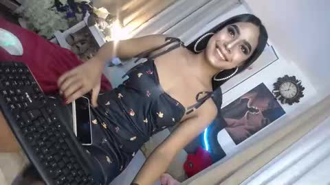 Pau online show from February 19, 10:12 am