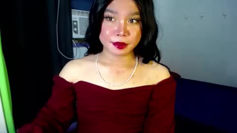Snapshot of urasiansweet_cummer chatting on March 4, 4:27 am KENDRA online show from March 4, 4:27 am