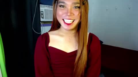 Snapshot of urasiansweet_cummer chatting on February 7, 11:55 pm KENDRA online show from February 7, 11:55 pm