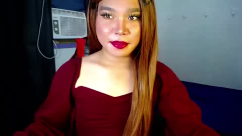 Snapshot of urasiansweet_cummer chatting on February 23, 4:17 am KENDRA online show from February 23, 4:17 am