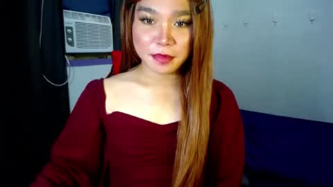 Snapshot of urasiansweet_cummer chatting on February 22, 12:16 am KENDRA online show from February 22, 12:16 am