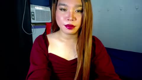 Snapshot of urasiansweet_cummer chatting on February 23, 1:13 am KENDRA online show from February 23, 1:13 am
