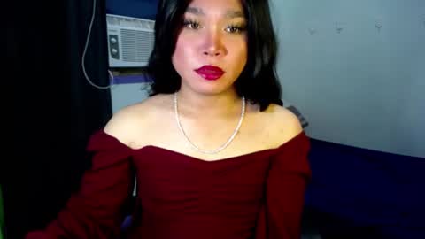 Snapshot of urasiansweet_cummer chatting on February 25, 11:59 pm KENDRA online show from February 25, 11:59 pm