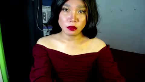 Snapshot of urasiansweet_cummer chatting on March 10, 2:06 am KENDRA online show from March 10, 2:06 am