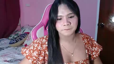Snapshot of urbabysofia0305 chatting on January 28, 1:38 pm Sofia online show from January 28, 1:38 pm