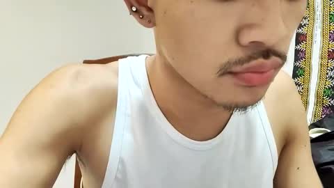 urbunnyboi online show from May 18, 4:51 am