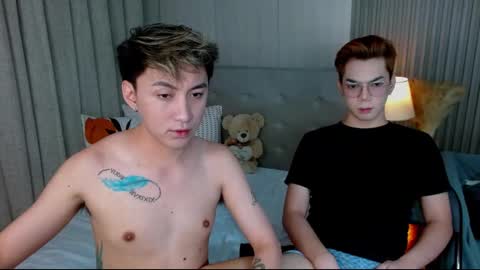 rose and khristine online show from November 11, 6:21 pm