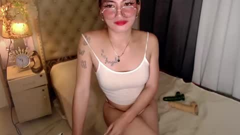 Snapshot of urdream_bride chatting on February 28, 10:50 pm urdream_bride online show from February 28, 10:50 pm