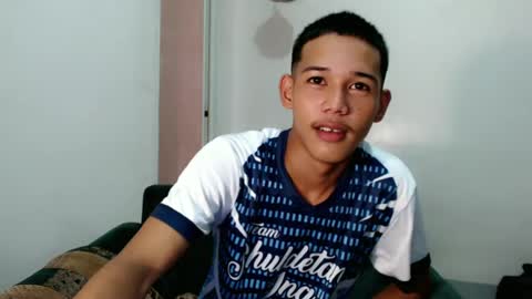 urdreamboy_clarin online show from June 22, 4:31 am