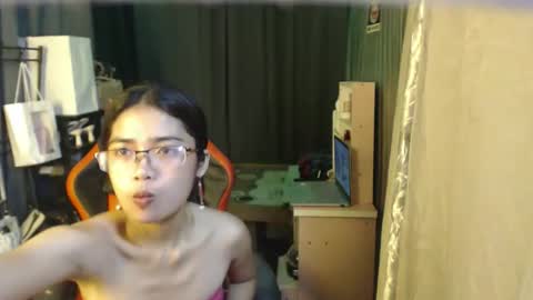 urdreamgirljayne online show from September 14, 9:55 am